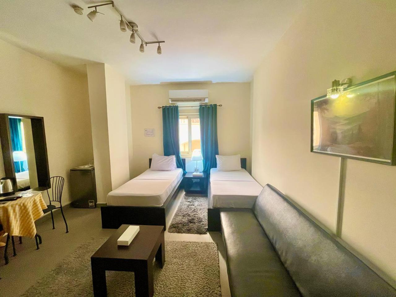 Sakan 275 Guest house 2*