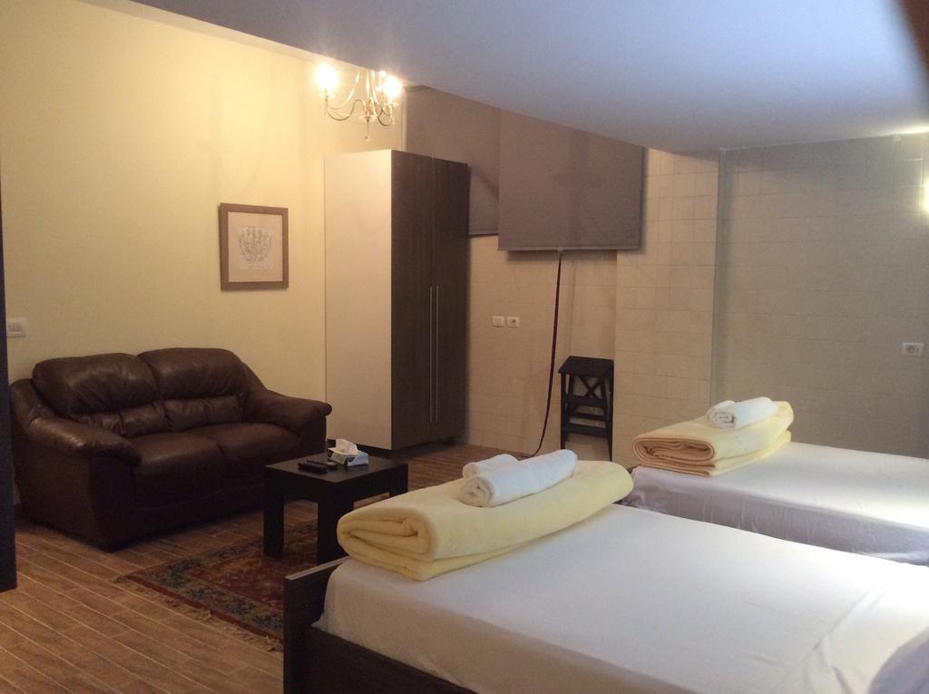 Guest house Sakan 275